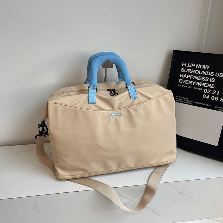 Dame Elegant og romslig sport- og reiseveske Skanto