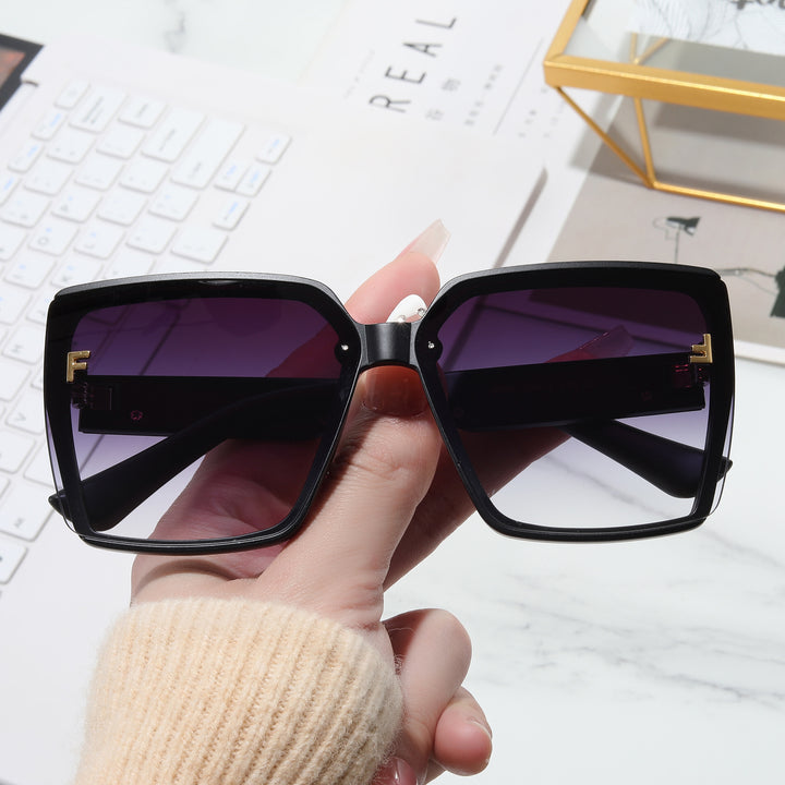 Dame moderne oversized solbriller Skanto