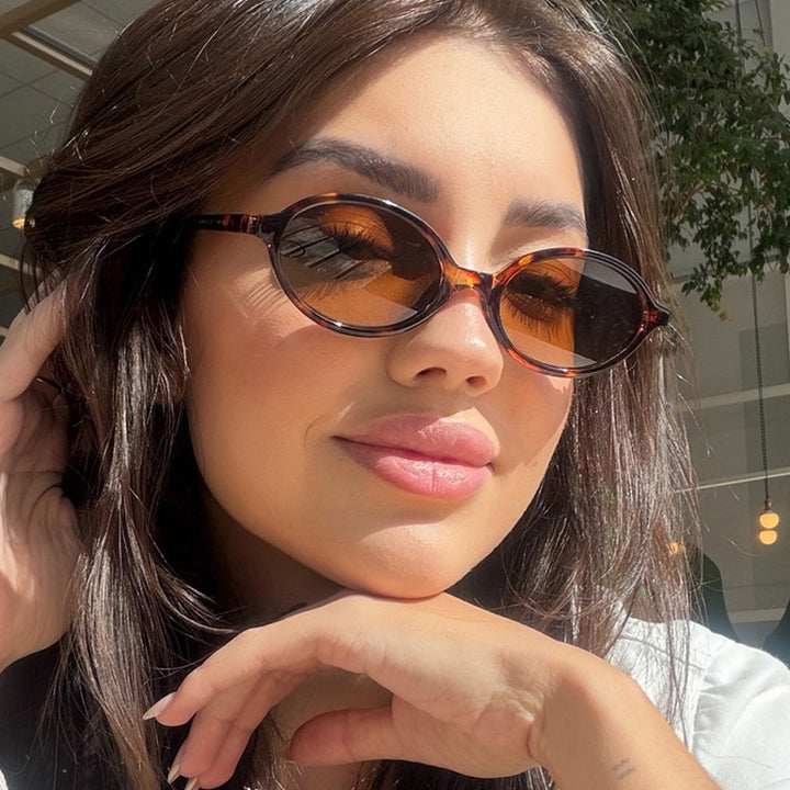 Dame moteriktig retro-inspirert solbrille Skanto