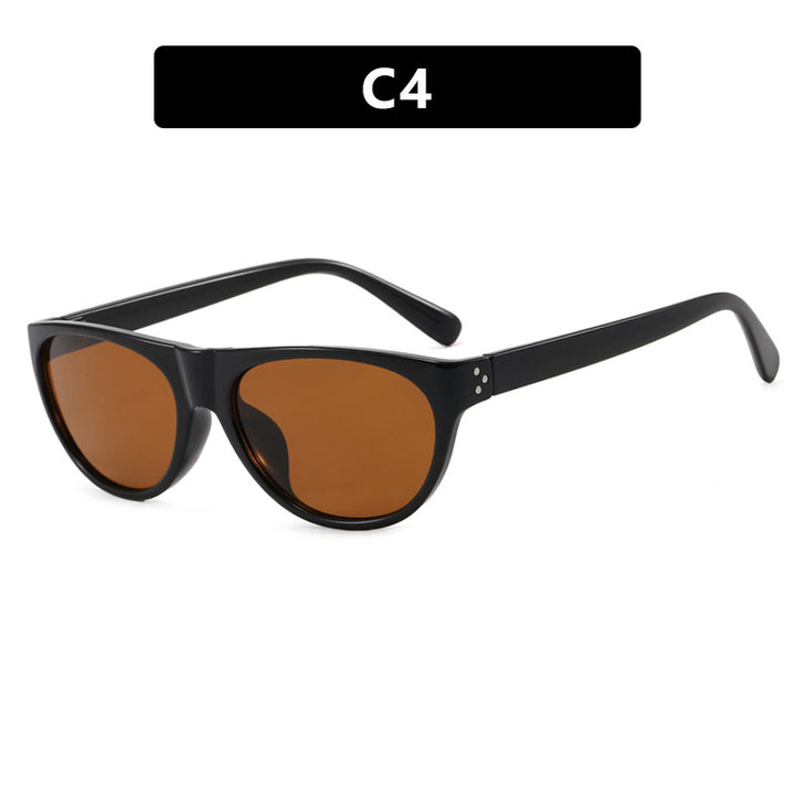 Dame moteriktig optisk brille med elegant kattøye-design Skanto