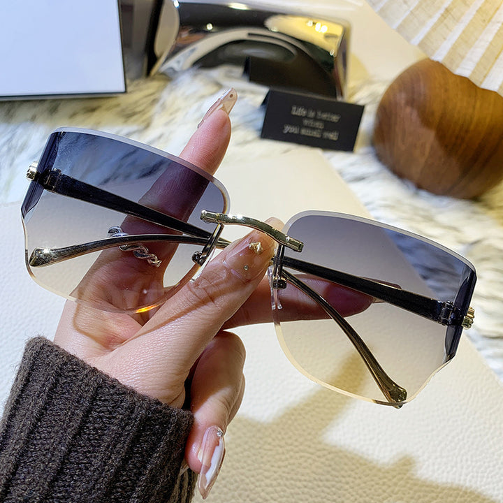 Dame eksklusiv geometrisk solbrille Skanto