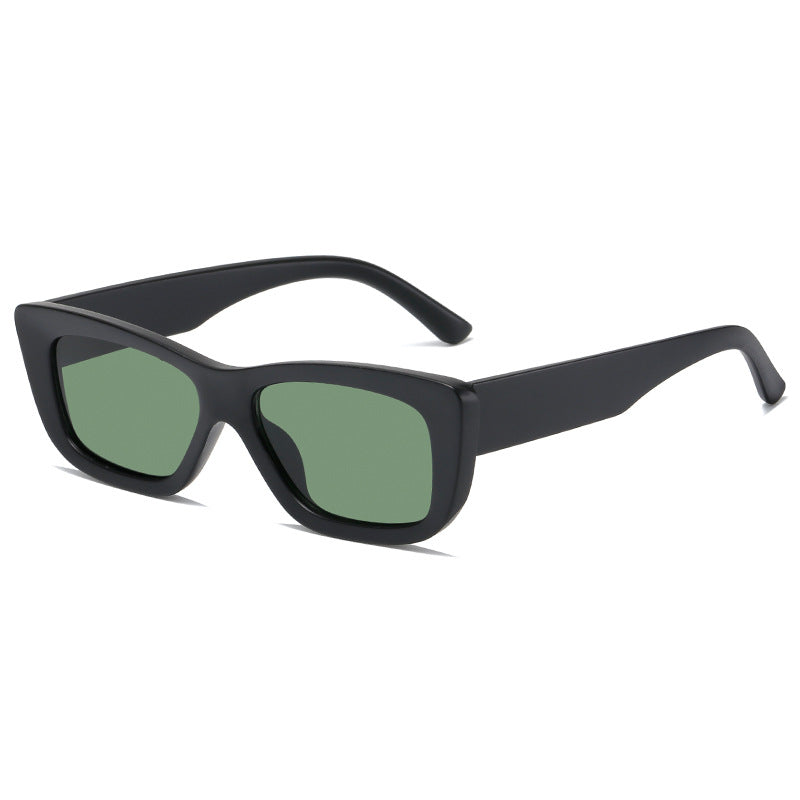 Dame moteriktig solbrille med rektangulært ramme Skanto