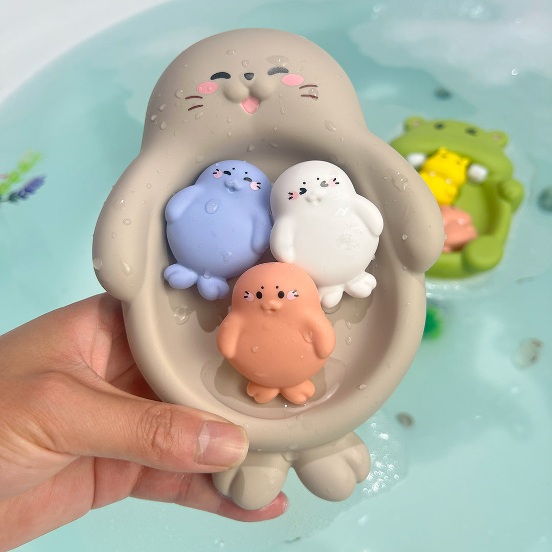 Unisex Badeglede leketøyssett med søte flodhestfigurer Skanto