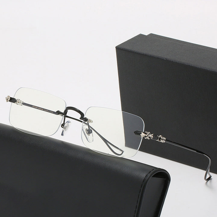 Damer moteriktig lesebrille med elegant kvadratisk ramme og dekorerte stenger Skanto