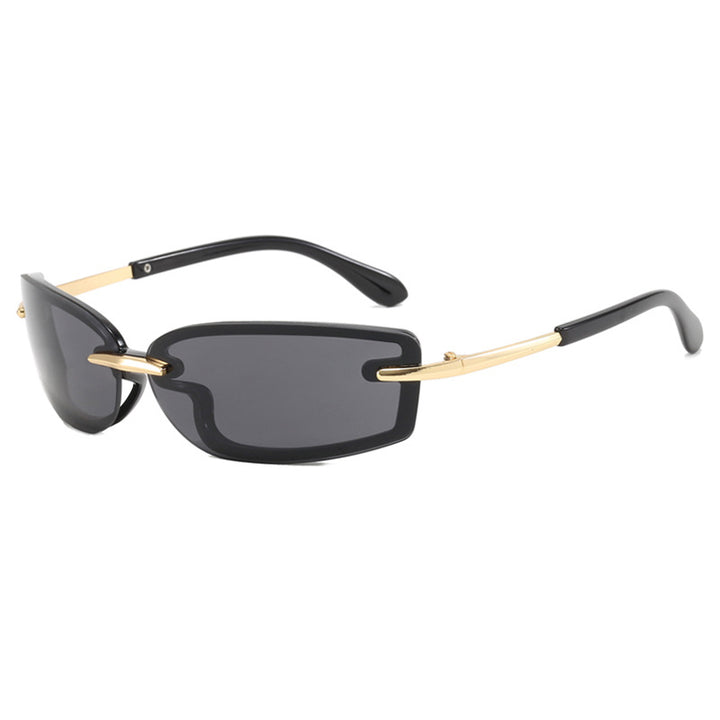Dame trendy solbrille med moderne design og UV-beskyttelse Skanto