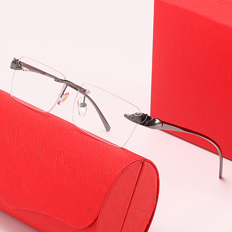 Dame moteriktig solbrille med elegant metallramme og innovative linser Skanto