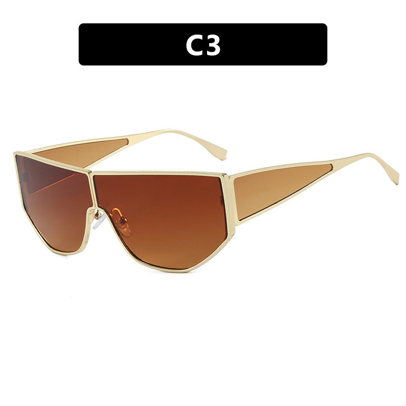 Dame trendy oversized solbriller med markant geometrisk design Skanto