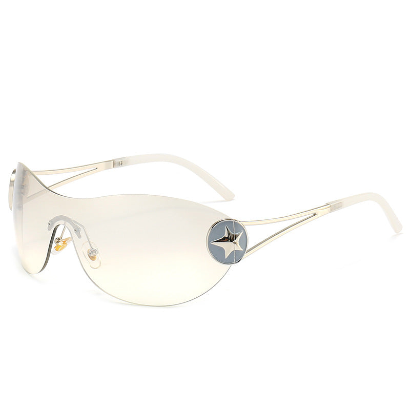 Dame Motebar Solbrille med gjennomsiktig design og stilige detaljer Skanto