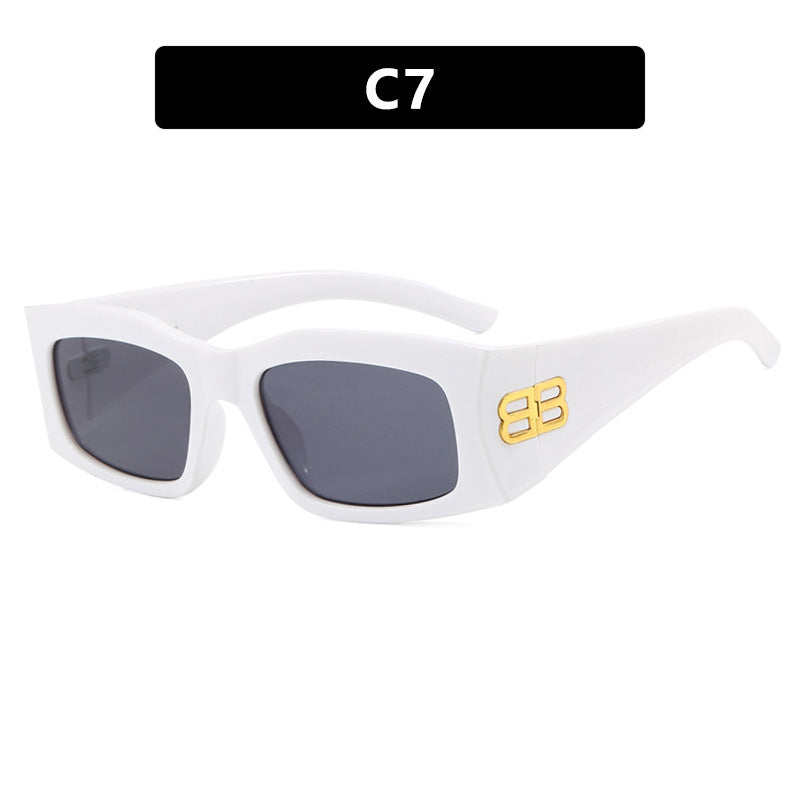 Damer moterik solbrille med kantet ramme og polariserte glass Skanto