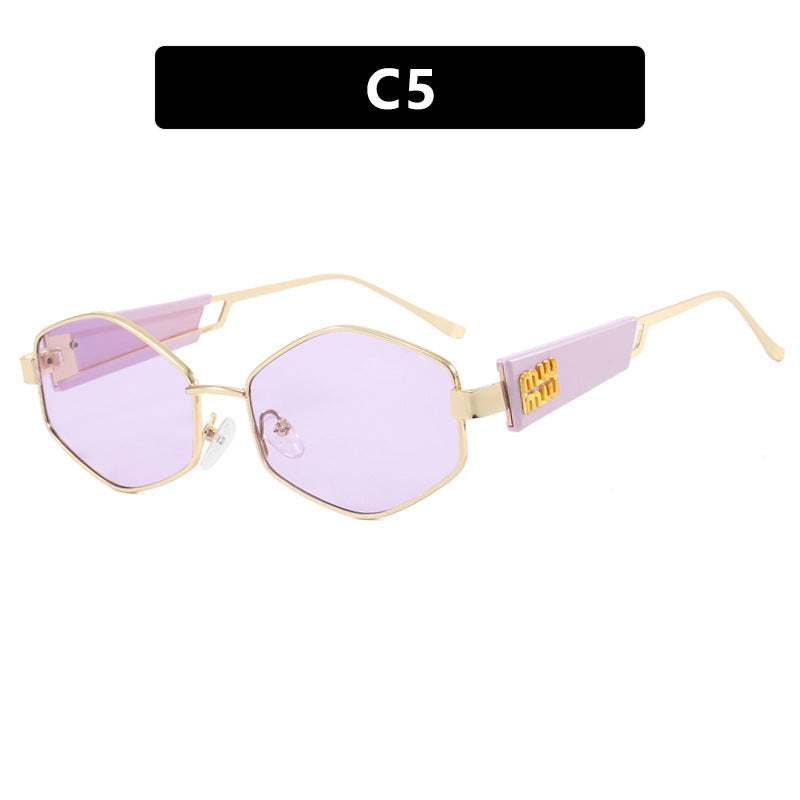 Dame geometrisk solbrille med moteriktig design og UV-beskyttelse Skanto