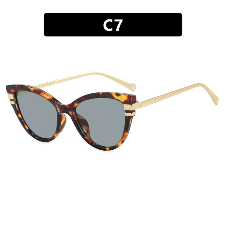 Damer Cat-Eye solbrille med elegante metallakenter Skanto