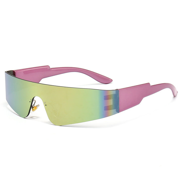 Dame Sporty solbriller med futuristisk design Skanto