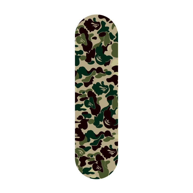 Grafisk skateboarddekk med tilpasset design Skanto