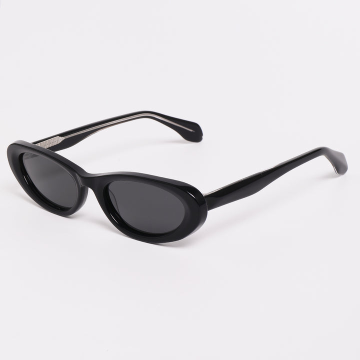 Dame designer solbriller i moderne oval design Skanto
