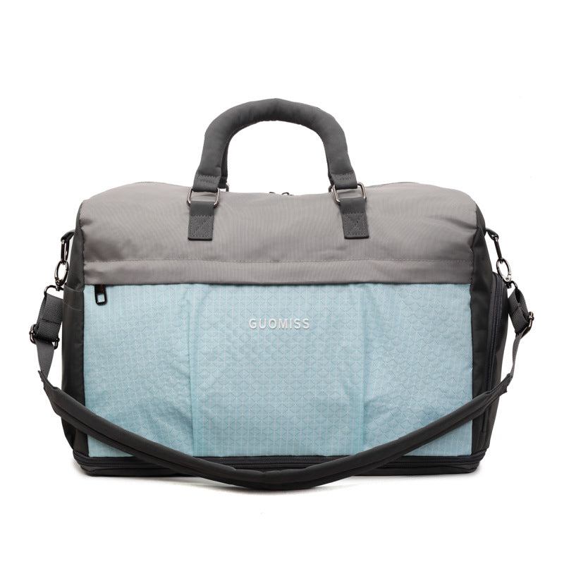 Sporty weekend bag with ergonomic design Skanto