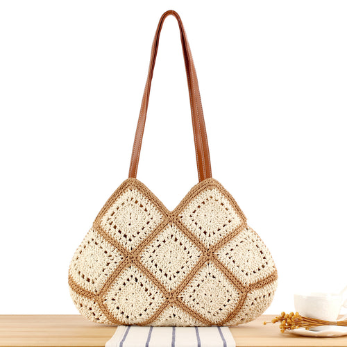 Handbag made of handmade macrame with textured pattern Skanto
