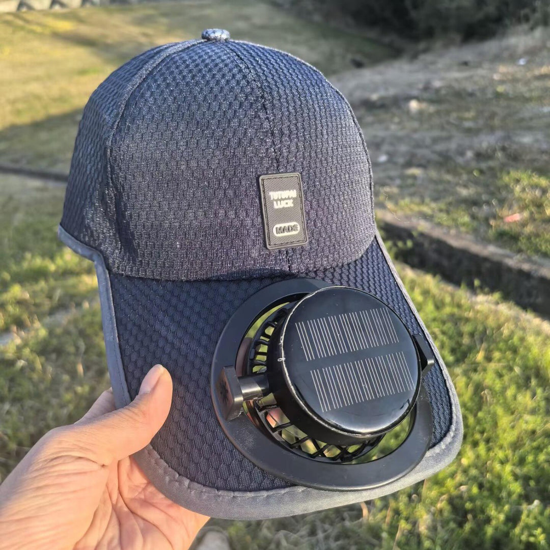 Solcelledrevet baseballcap med avtakbar solfanne og pustende honningkake stoff Skanto