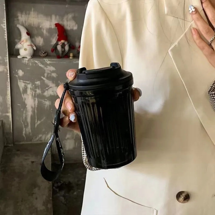 Damen Kaffee- und Teebecher mit praktischem Tragegriff Skanto