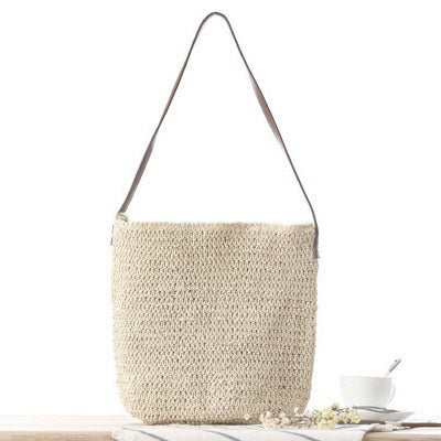 Handbag made of hand-knotted natural material with adjustable shoulder strap Skanto