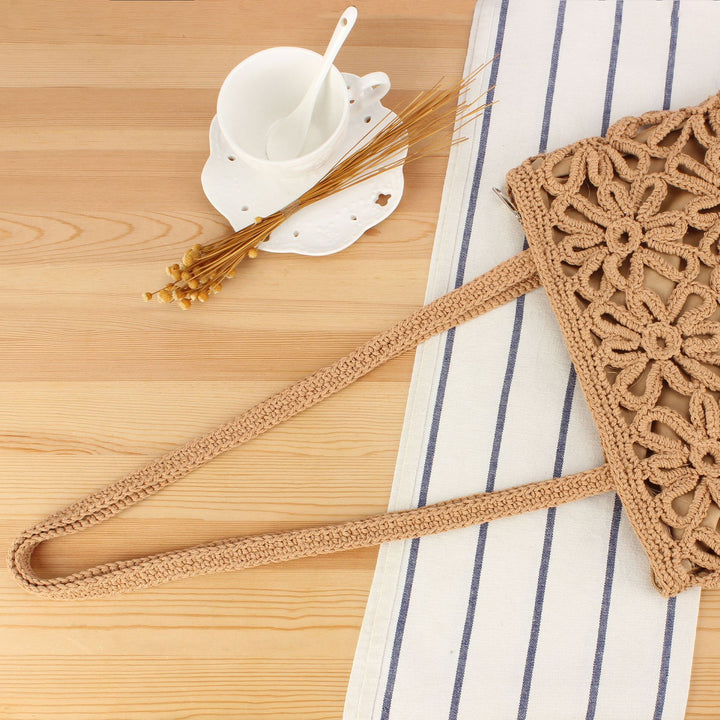 Macrame handbag with floral details Skanto