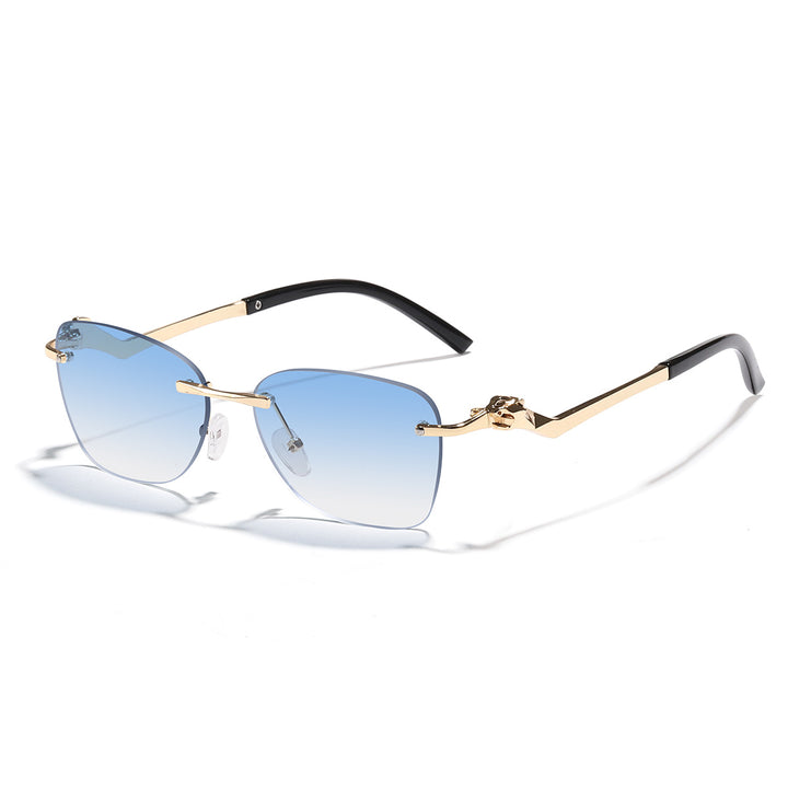 Dame moteriktig solbrille med stilige geometriske akenter Skanto