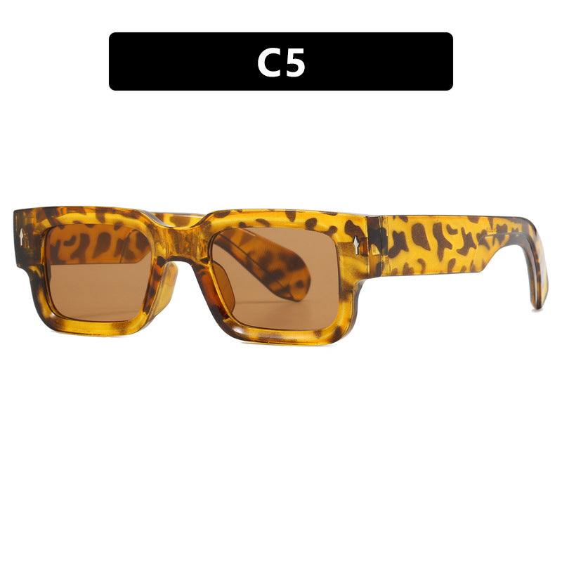Dame kvadratisk solbrille med elegant design og UV-beskyttelse Skanto