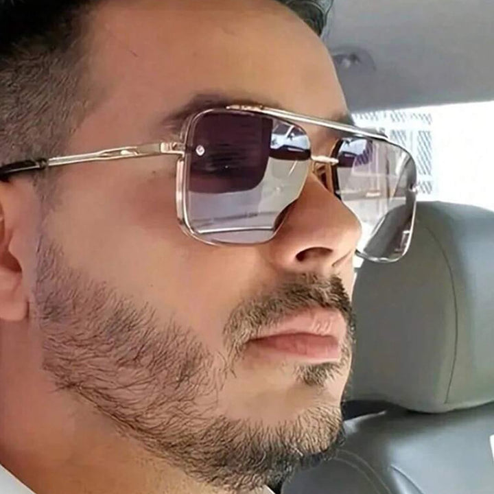 Dame kvadratisk solbrille med beskyttende glass og moderne metallramme Skanto