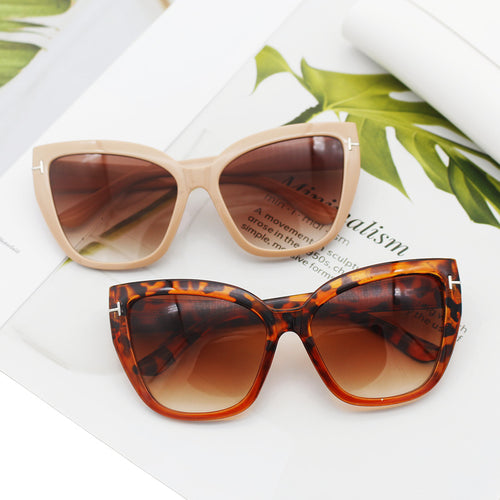 Dame Cat-Eye solbriller med elegante aksenter Skanto