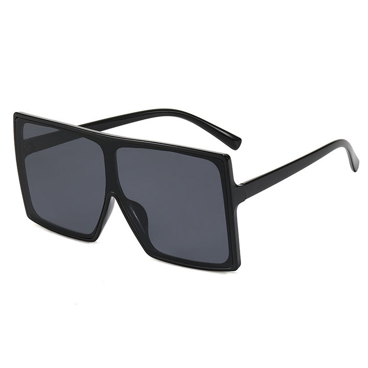 Dame oversized solbriller i trendy geometrisk design Skanto