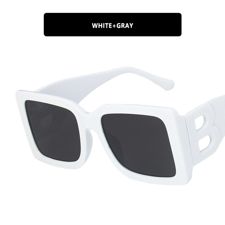 Dame moteriktig solbrille i trendy leoparddesign Skanto