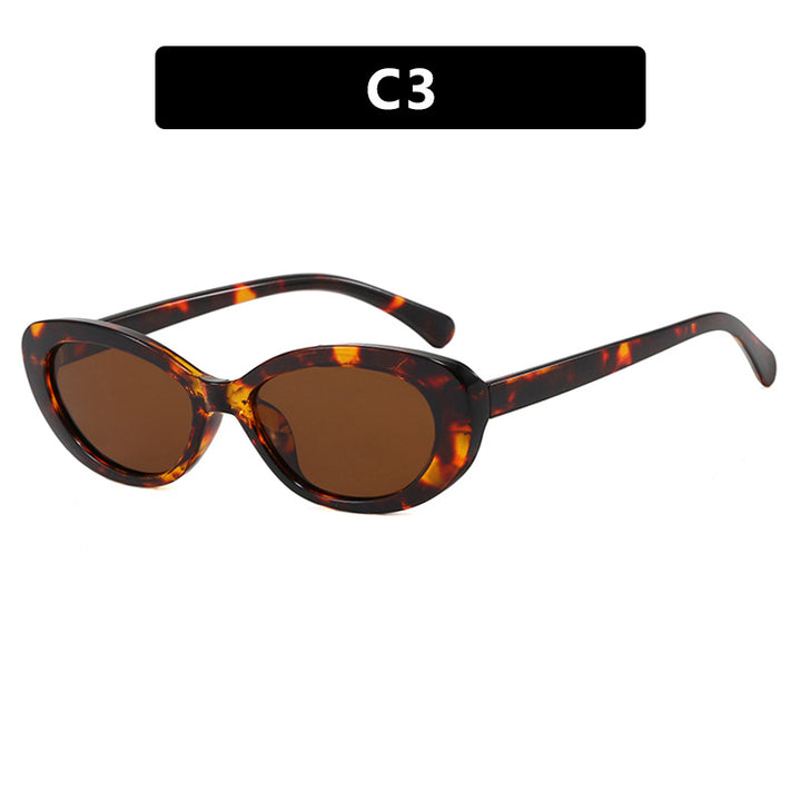 Dame moter Cat-Eye solbriller med UV-beskyttelse og elegant ramme Skanto