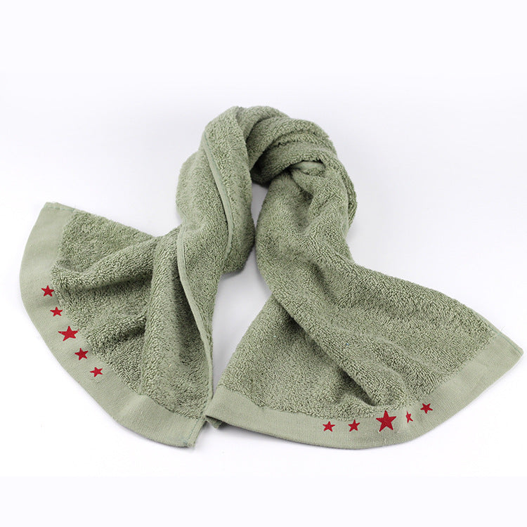 Care towel with soft surface and decorative star detail Skanto