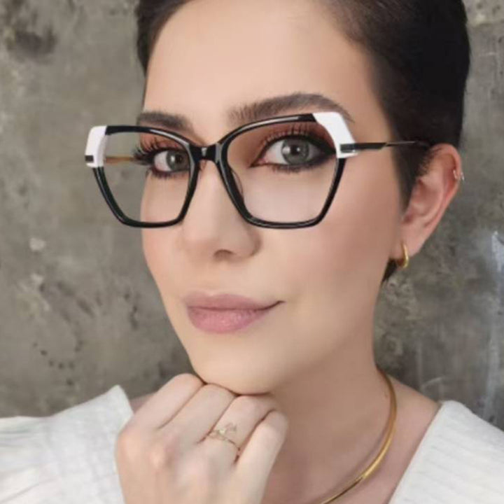 Dame kvadratisk solbrille med elegant metallramme og beskyttende UV-filter Skanto