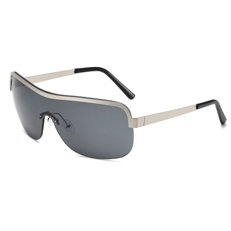 Damer Sporty Solbriller med full UV-beskyttelse og stilfull ramme Skanto
