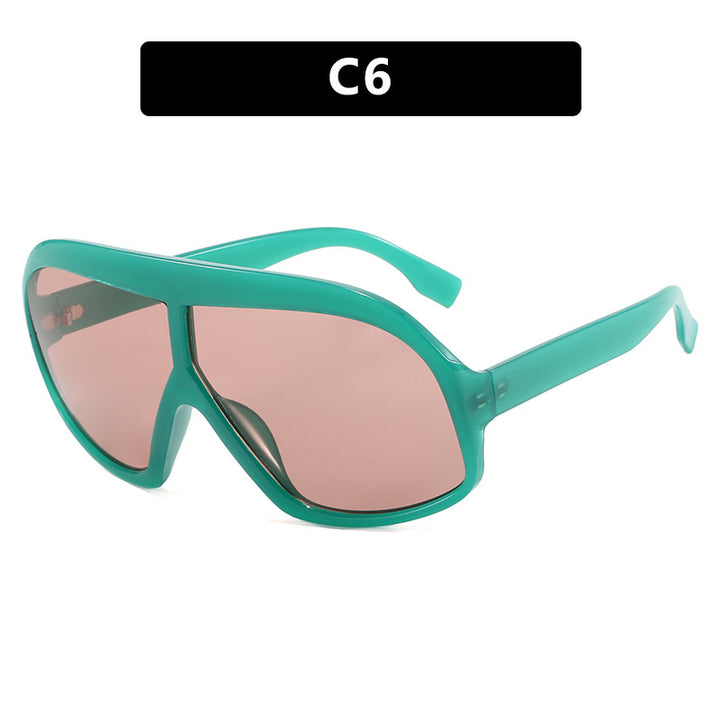 Dame moteriktig sports-solbrille i futuristisk design Skanto