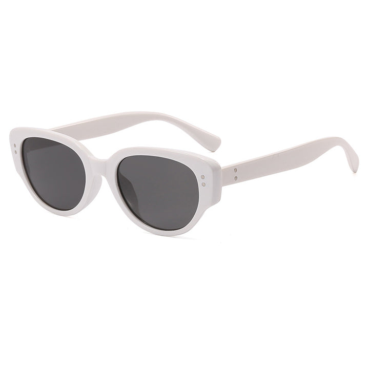 Dame moteriktig solbrille med markant design Skanto