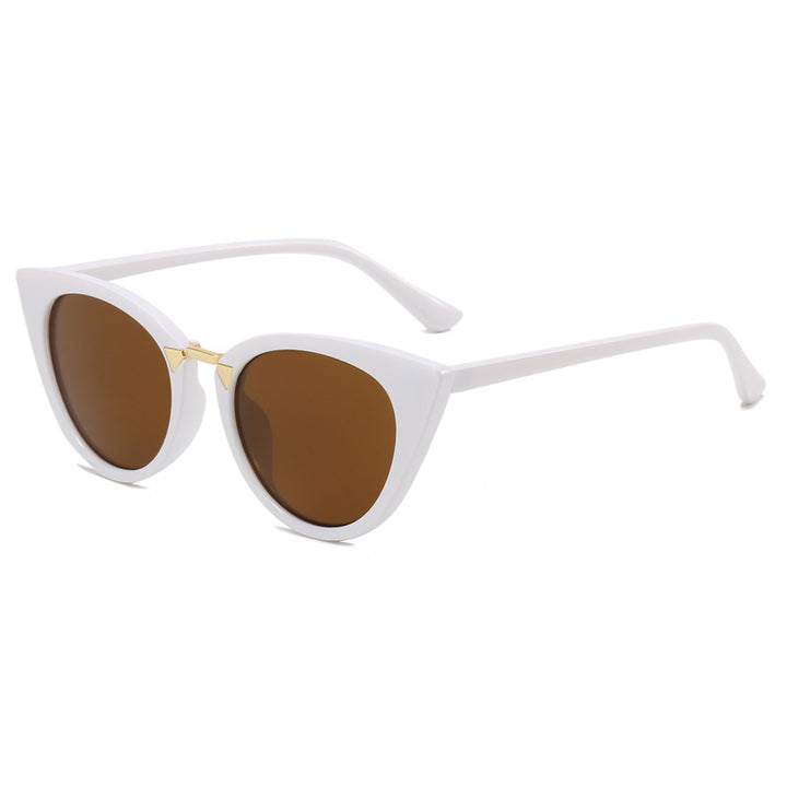 Dame Cat-Eye solbrille med elegant gull detaljer Skanto