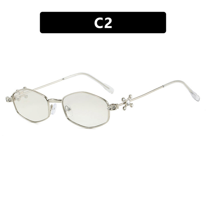 Dame solbrille med elegante akenter og UV-beskyttelse Skanto