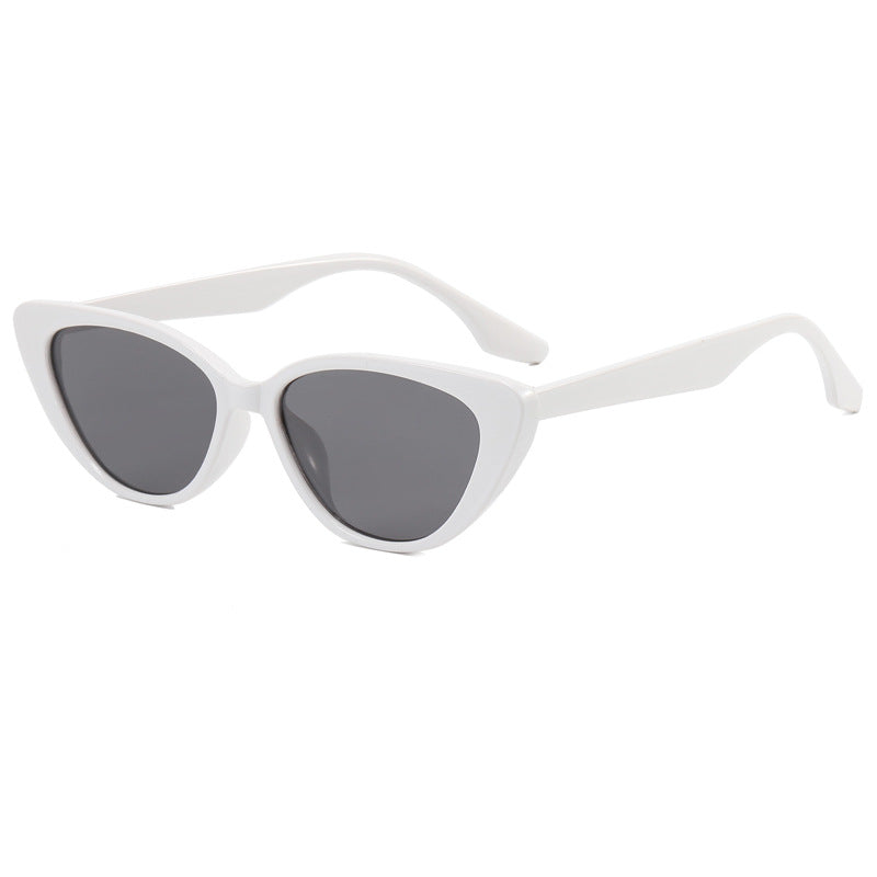 Dame Kattøye Solbrille med moderne ramme Skanto