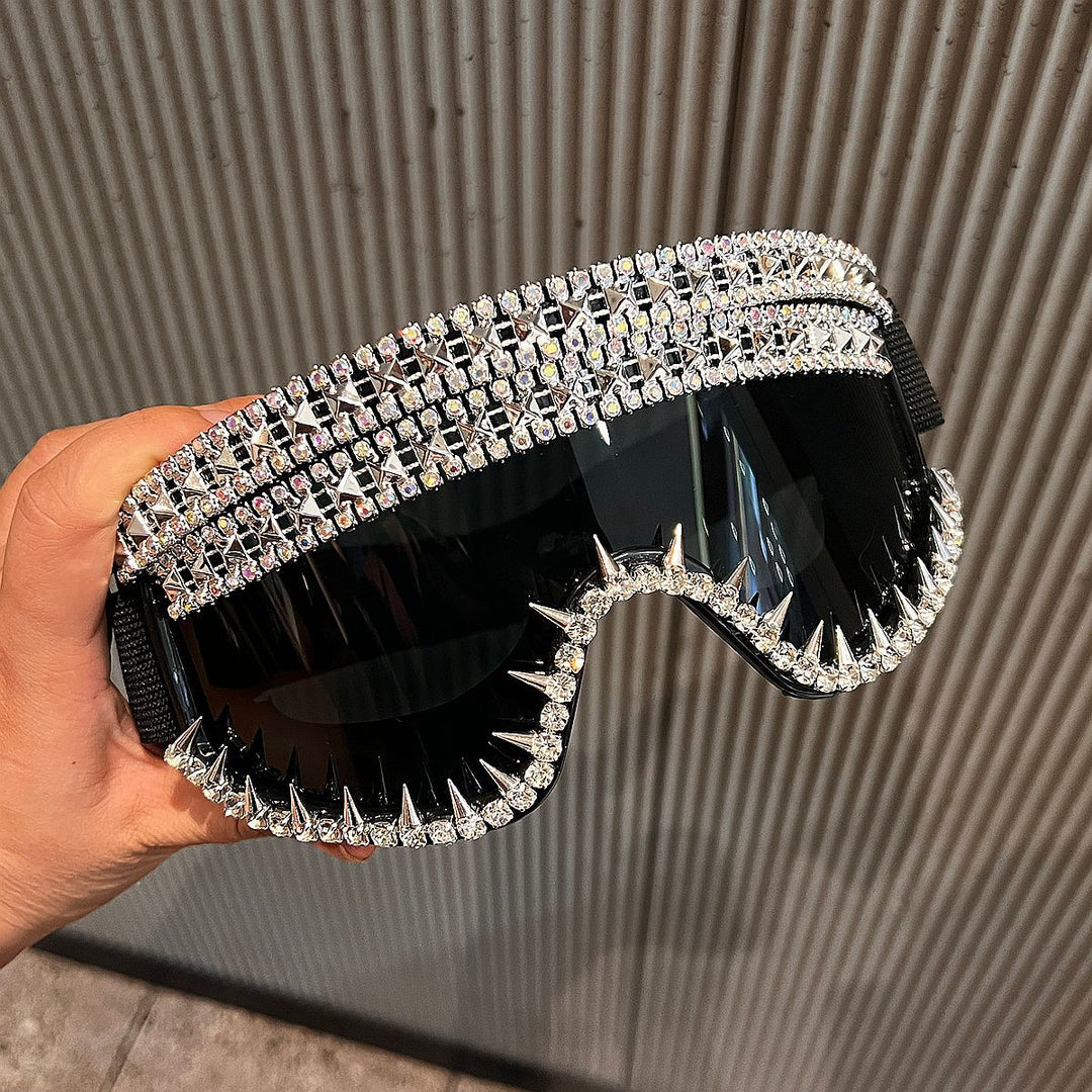 Dame Skisko briller med ekstravagant rhinestone-design Skanto