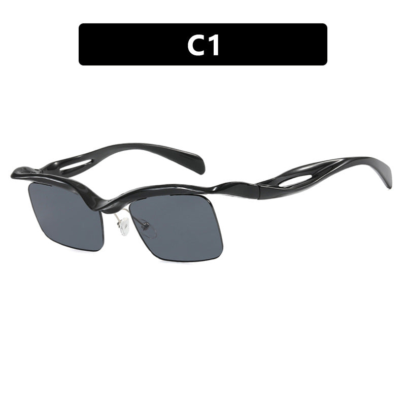 Damer sporty solbrille med aerodynamisk design og komfortabel bæreopplevelse Skanto