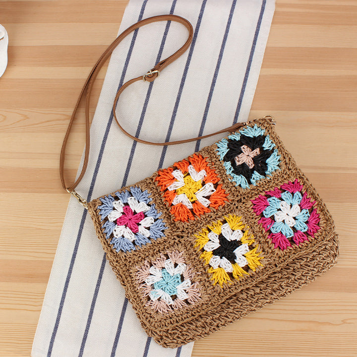 Håndlaget skulderveske i moderne patchwork-design Skanto