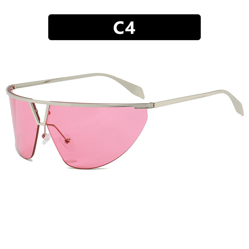 Dame futuristisk solbrille med beskyttende metallramme Skanto