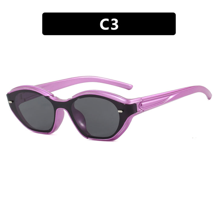 Dame moter Solbrille med moderne design og beskyttende UV-filter Skanto