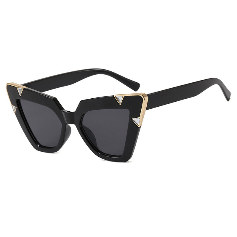 Dame Cat-Eye solbriller med luksuriøst motiv og beskyttende UV-filter Skanto