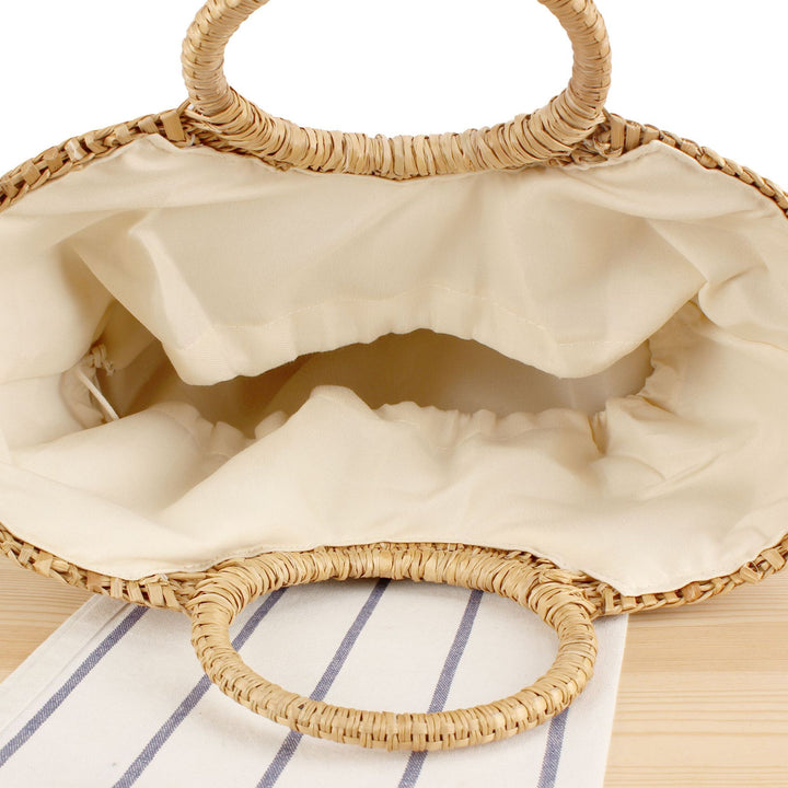 Handbag in modern shell design Skanto