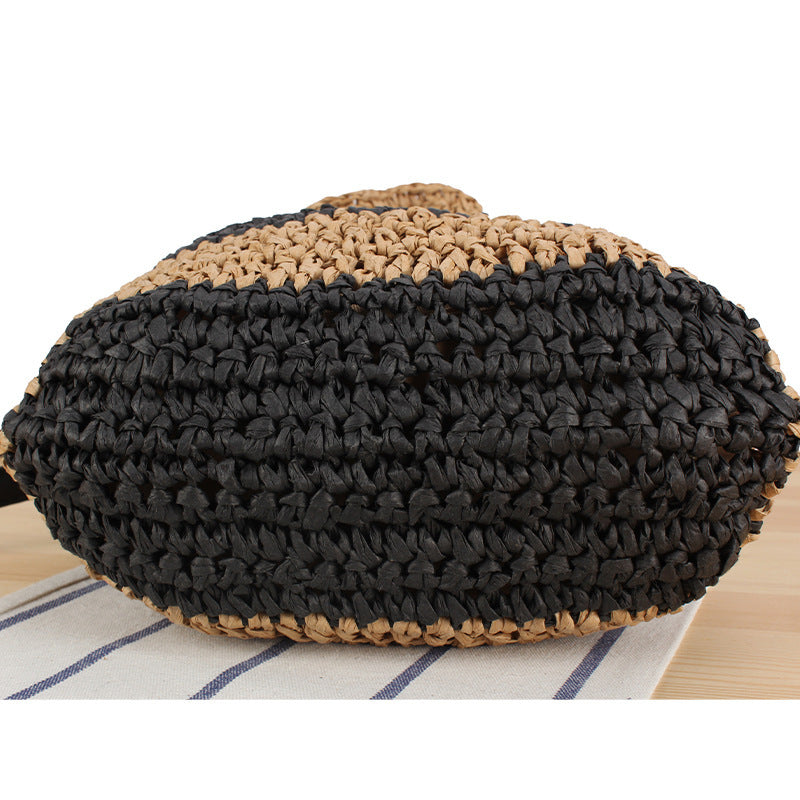 Handbag made of handmade natural fiber blend with modern drawstring closure Skanto