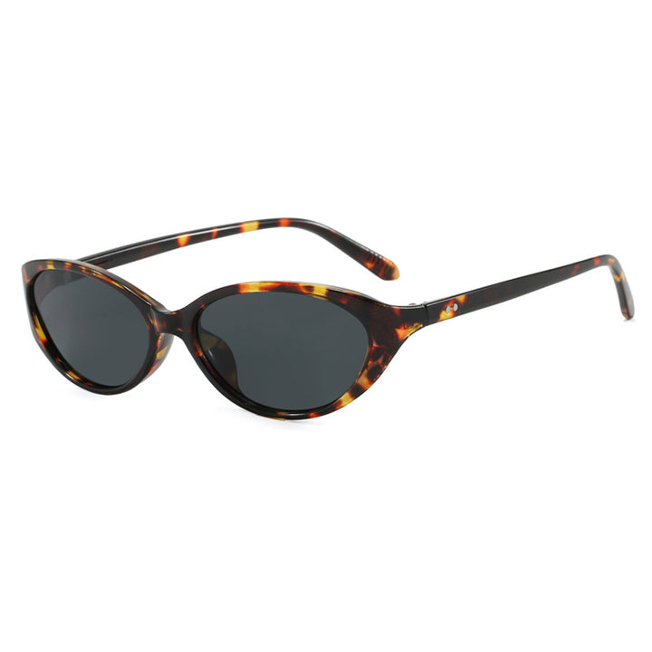 Dame Cat-Eye solbriller med stilig design og beskyttende UV-filter Skanto