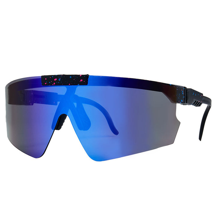 Dame Sport-solbrille i moderne design med store glass Skanto