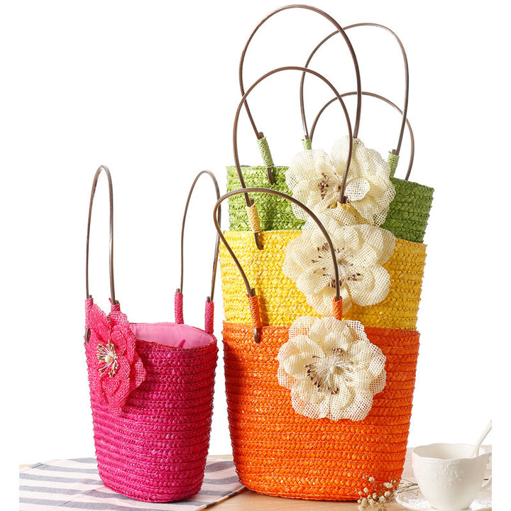 Elegant Bastveske med blomsterapplikasjon Skanto